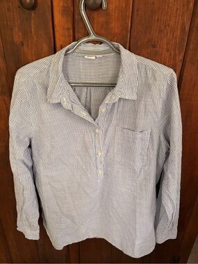 GAP Blue & White Striped Long-Sleeve Button-Down Top